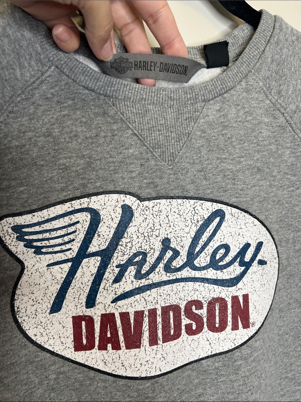 Harley-Davidson Distressed Print Logo Pullover Gray Sweatshirt size Medium - Picture 5 of 9